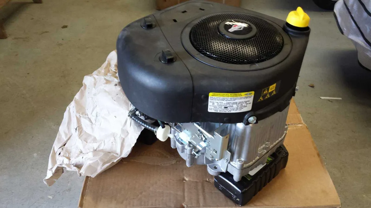 New 19.5 hp briggs and Stratton engine - Image 2