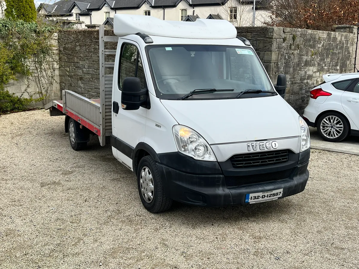 132 Iveco Daily 3.5T Recovery New Tax and CVRT - Image 2