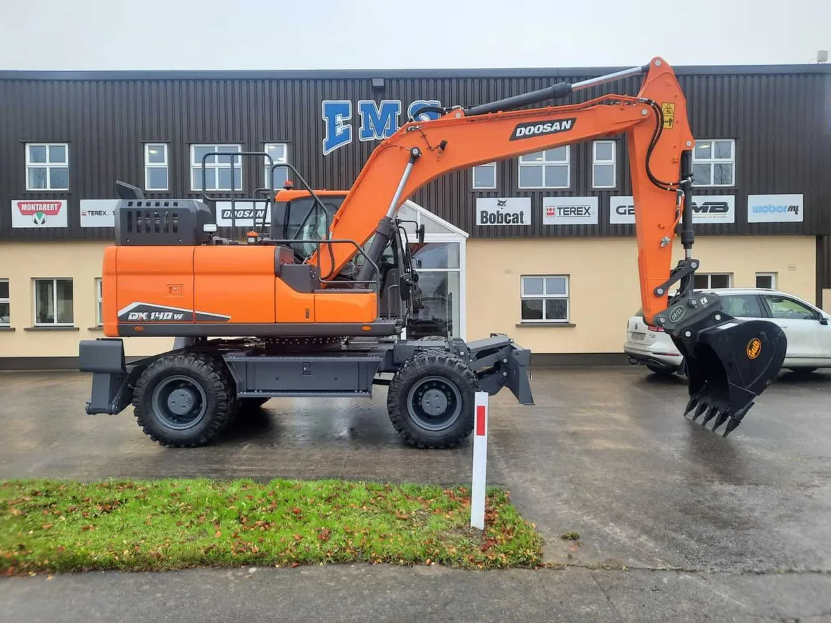 New Doosan Dx140W-7 (In Stock) - Image 2
