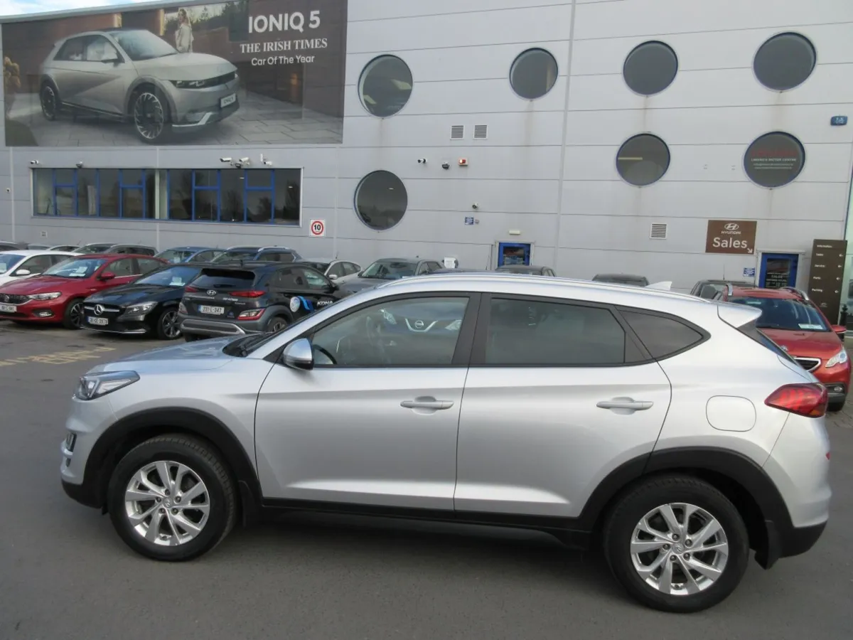 Hyundai Tucson 2WD Executive - Image 2