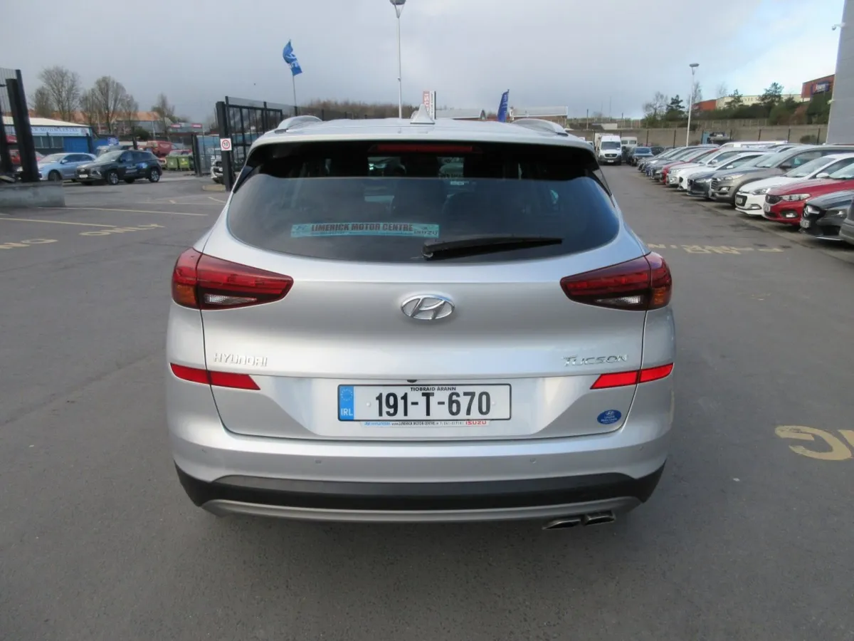 Hyundai Tucson 2WD Executive - Image 4