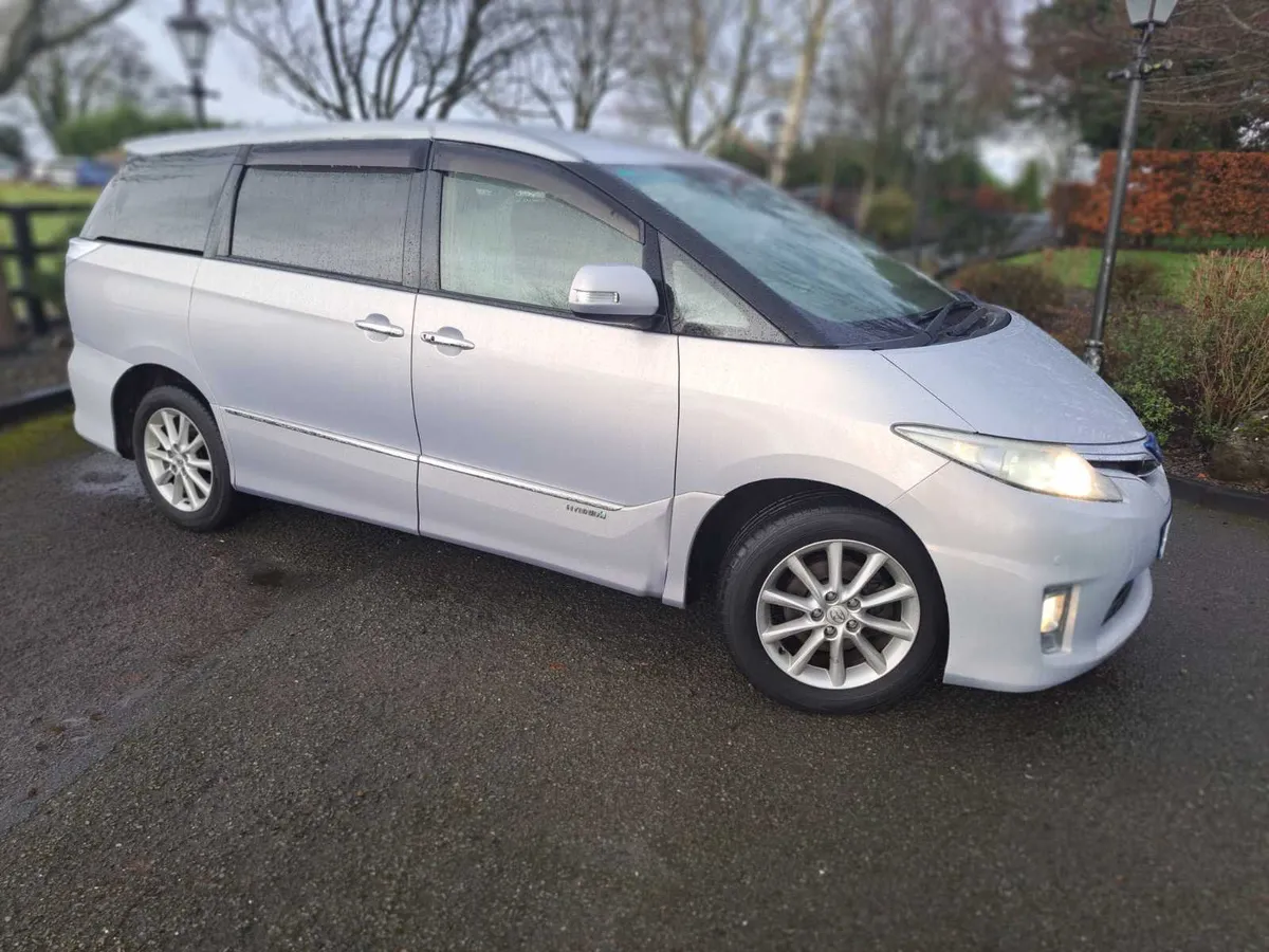 Toyota Estima self charging  hybrid automatic2010 - Image 4