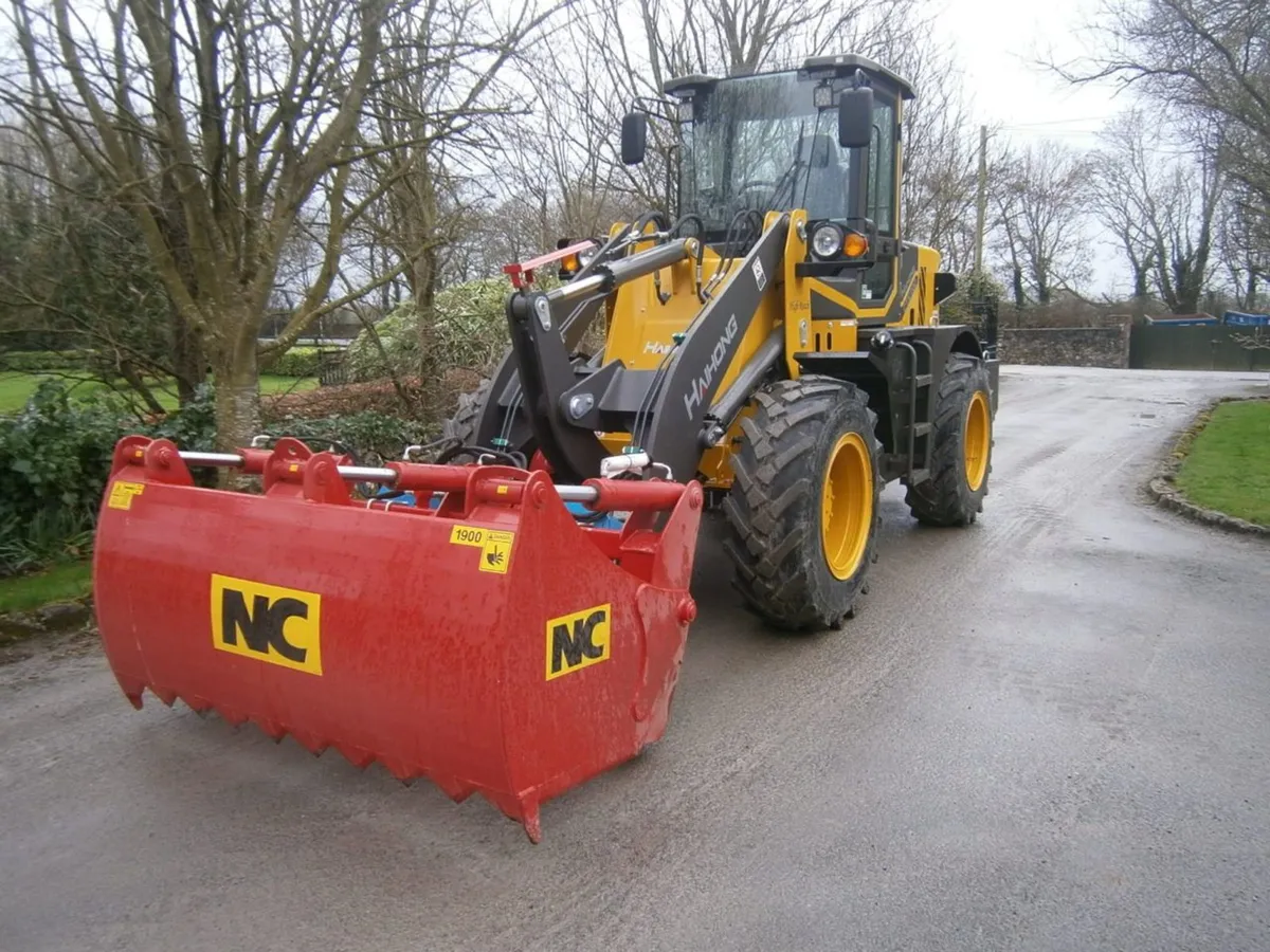 Adare Haihong Farm Loading Shovel - Image 3