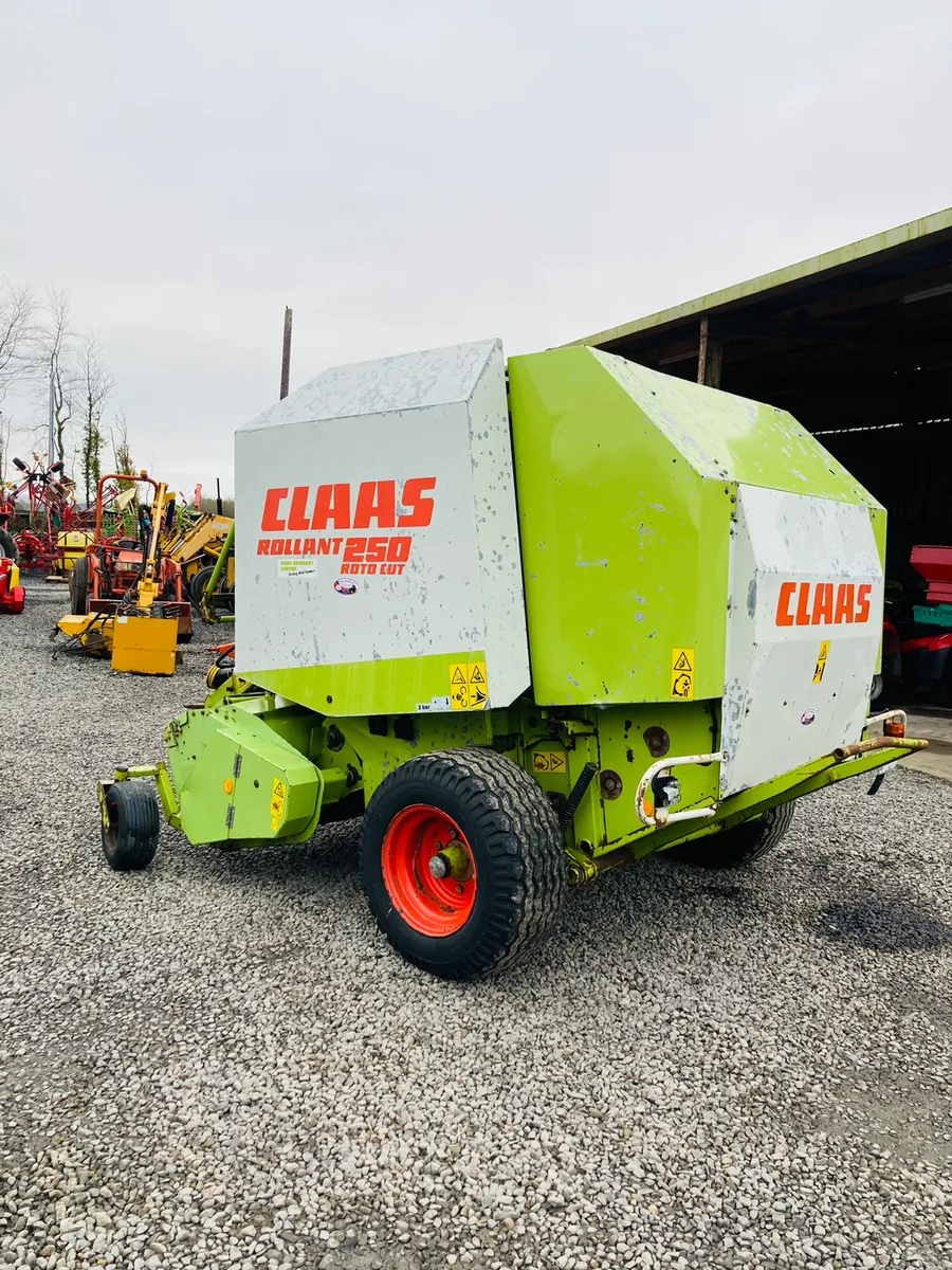 Claas  Rolland 250 rotocut