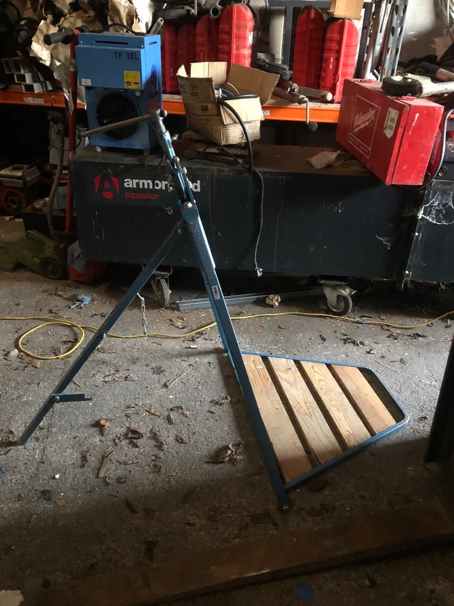 Ridgid Pionier Plumbers pipe stand for sale. - Image 4