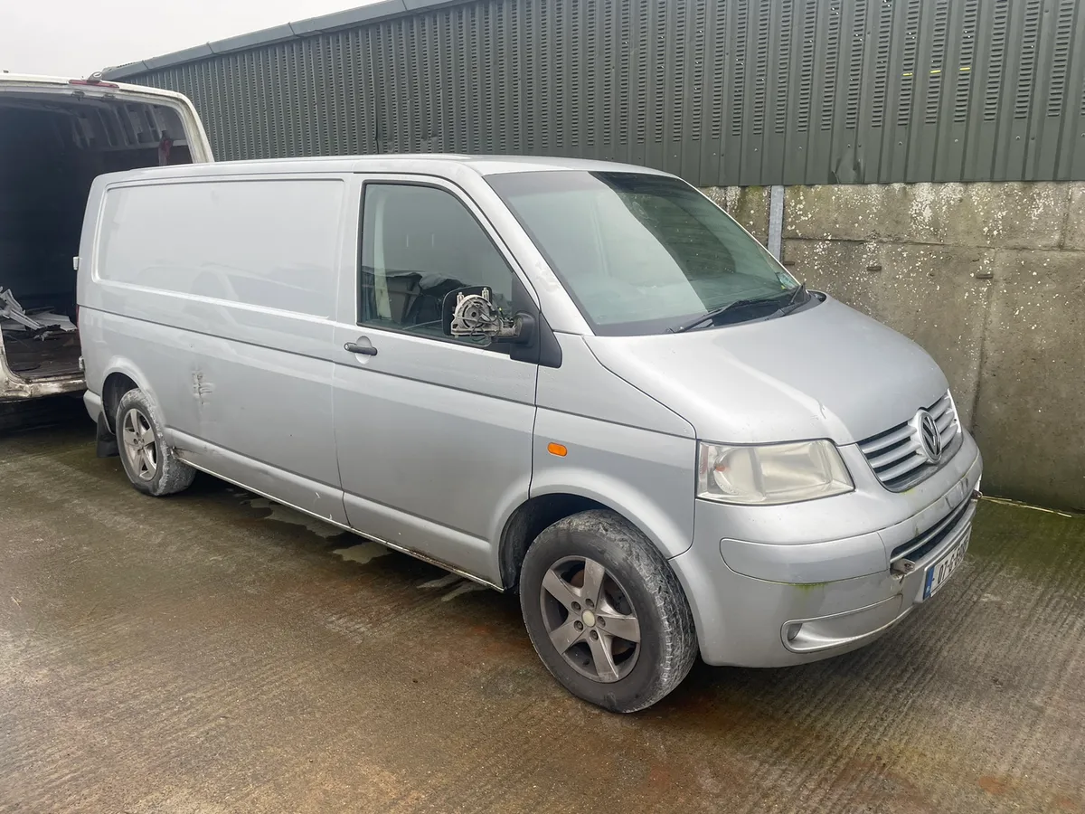 2007 vw transporter 2.5 tdi for dismantling