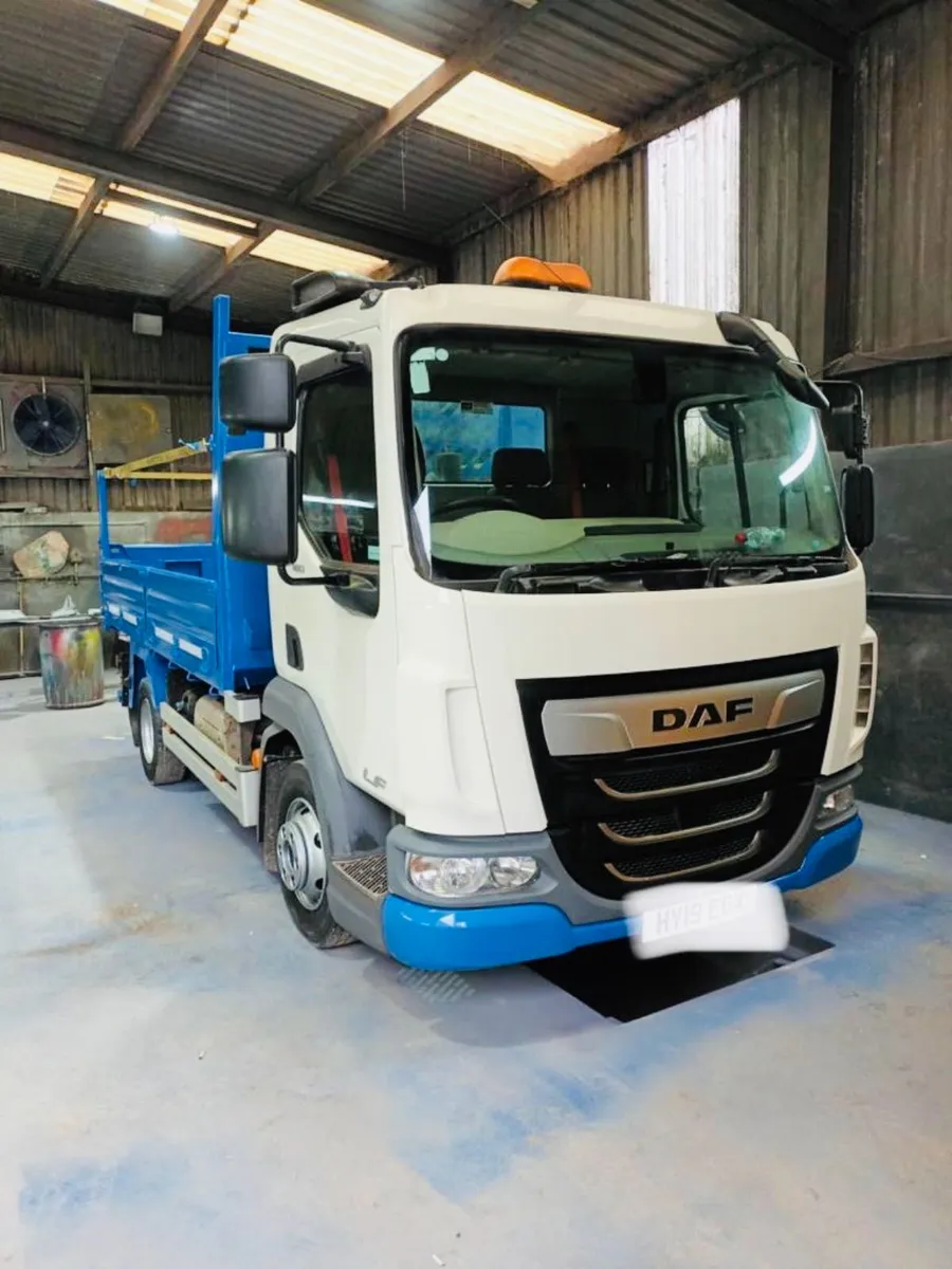 Choice of 2019 Daf 45/180 7.5Ton and 12T Tippers - Image 1