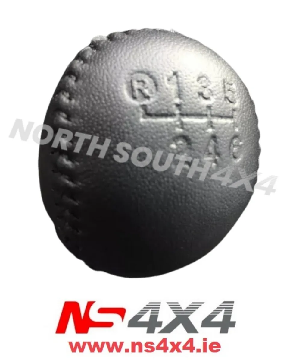 Gear Knob for Toyota Landcruiser / Hilux - Image 2