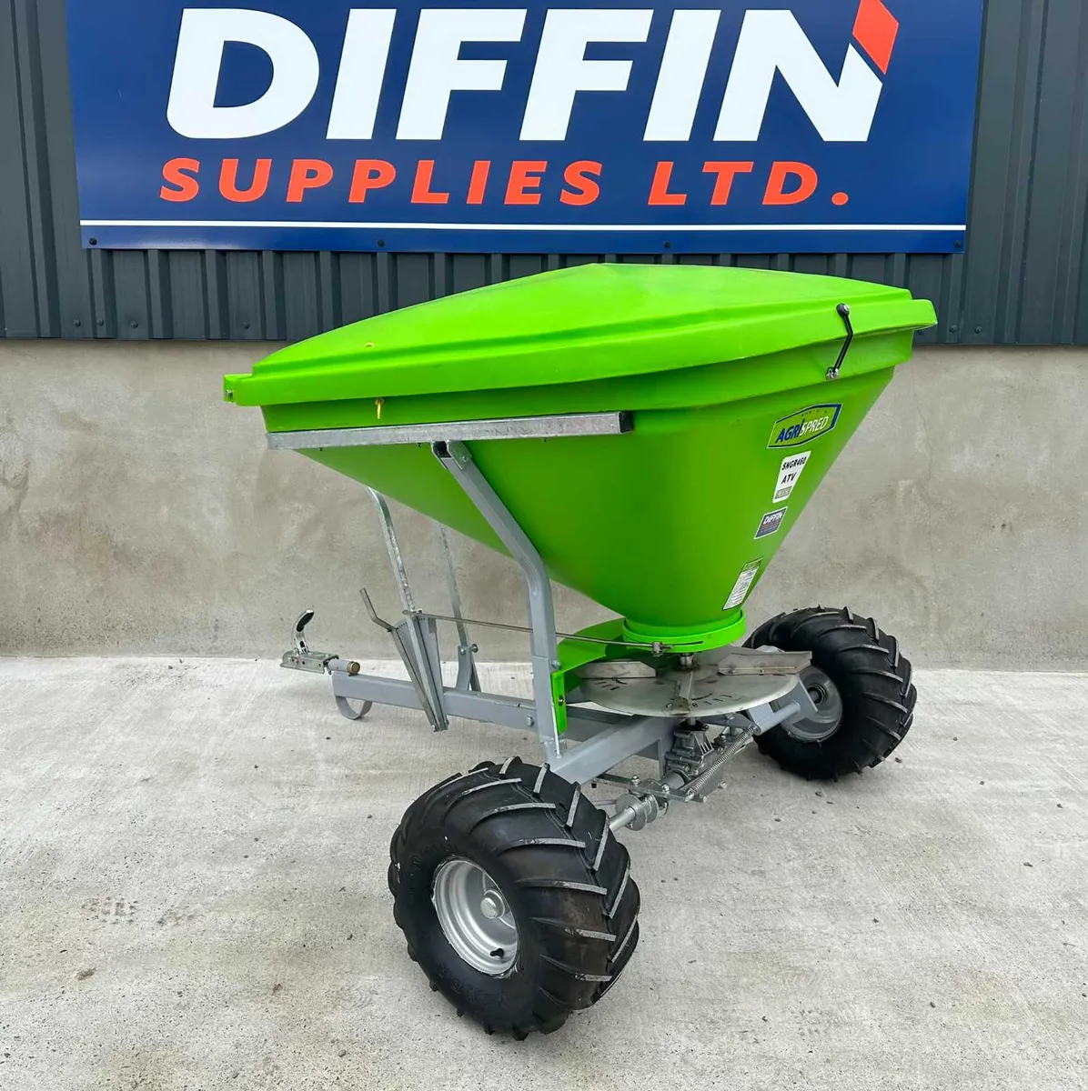 Quad ATV Fertiliser Spreader Sower - Image 3