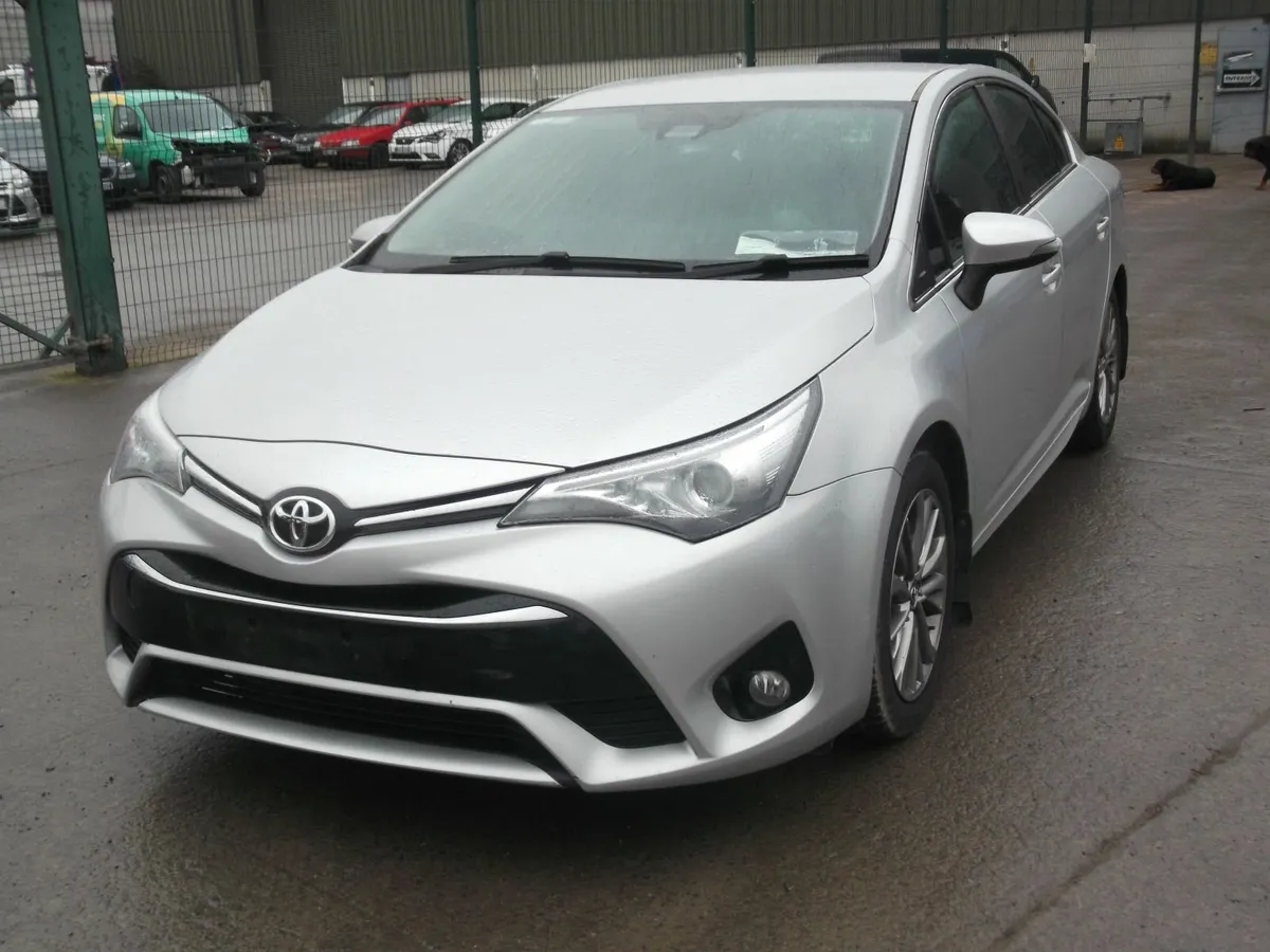 Toyota Avensis 2018 2.0D4D**FOR PARTS** - Image 1