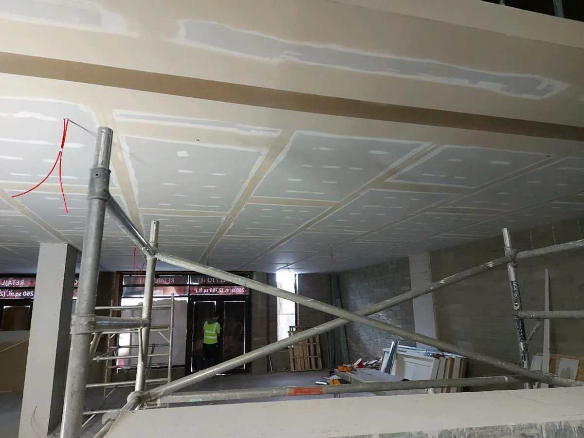 Tape and jointing - Image 3