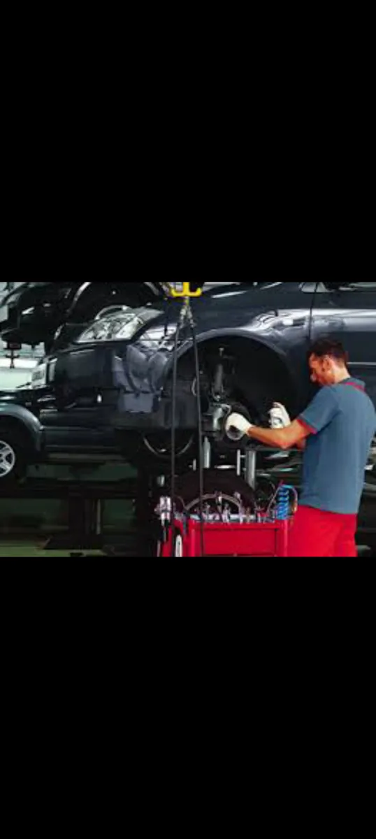 CAR SERVICING AND REPAIR SPECIALISTS - Image 4