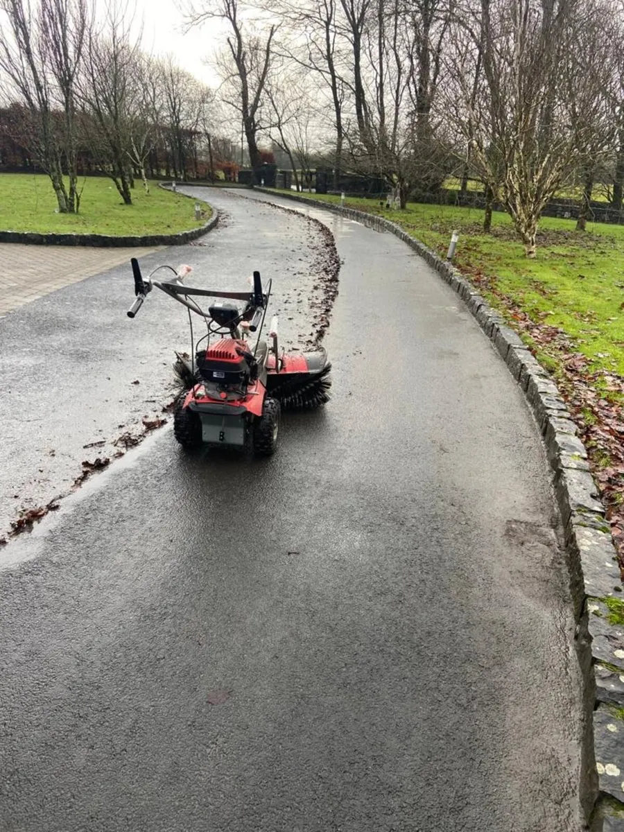 Jansen 1 metre Petrol sweeper - Image 2