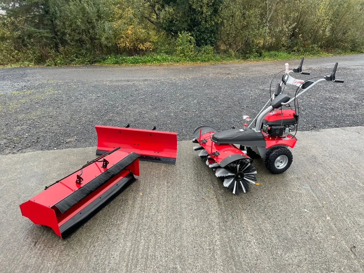 Jansen 1 metre Petrol sweeper - Image 1