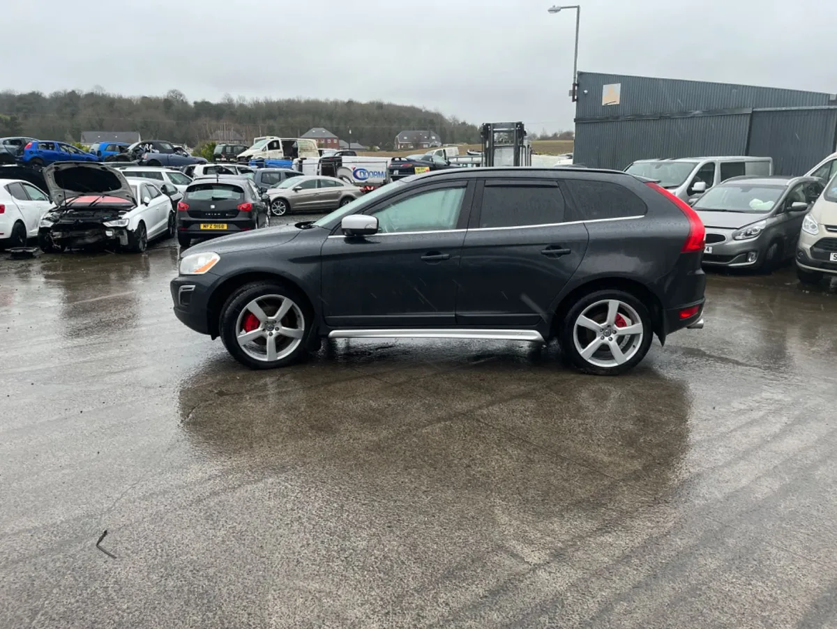 2012 Volvo XC60 AWD 2.4 dsl  D5 - Image 2