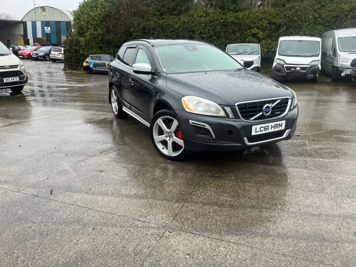 2012 Volvo XC60 AWD 2.4 dsl  D5 - Image 4