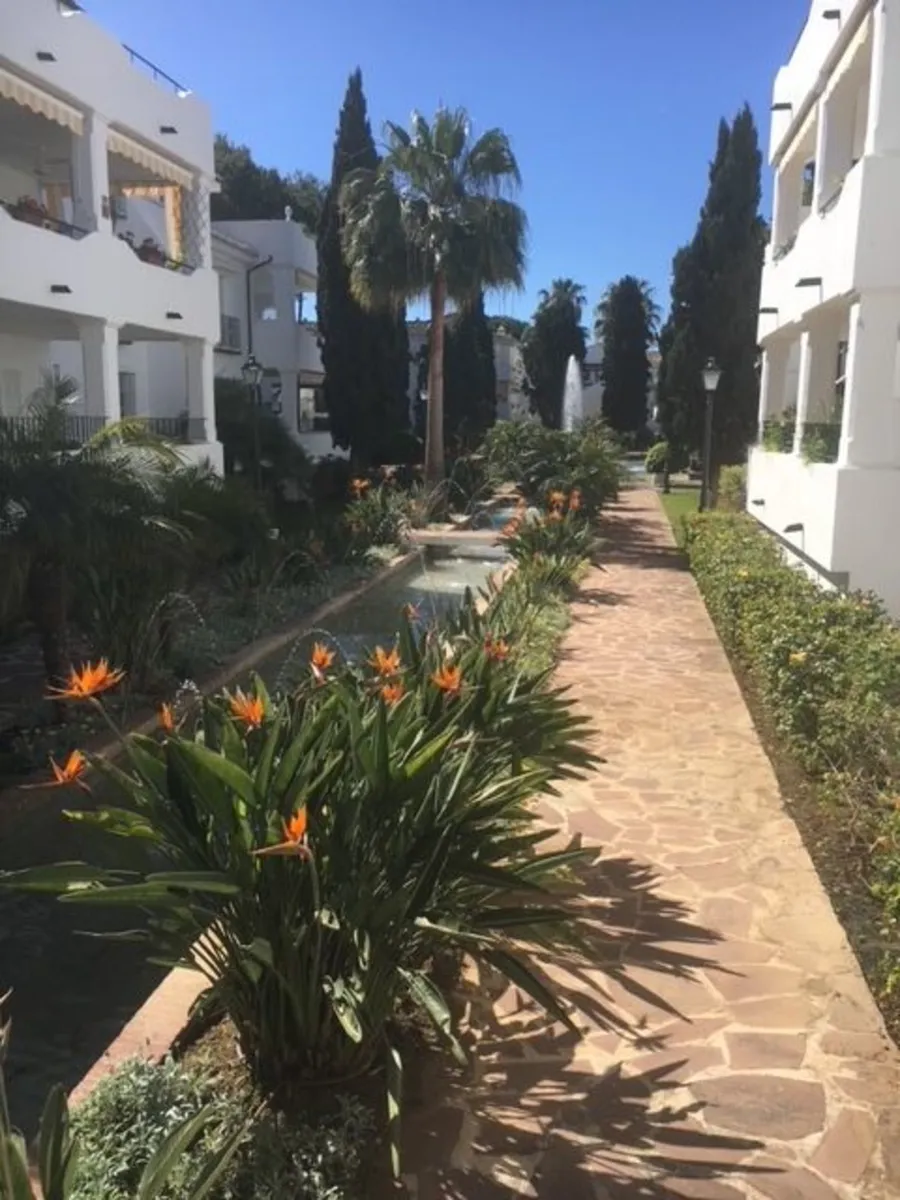 Luxury Apt Marbella Puerto Banus Malaga Spain - Image 2