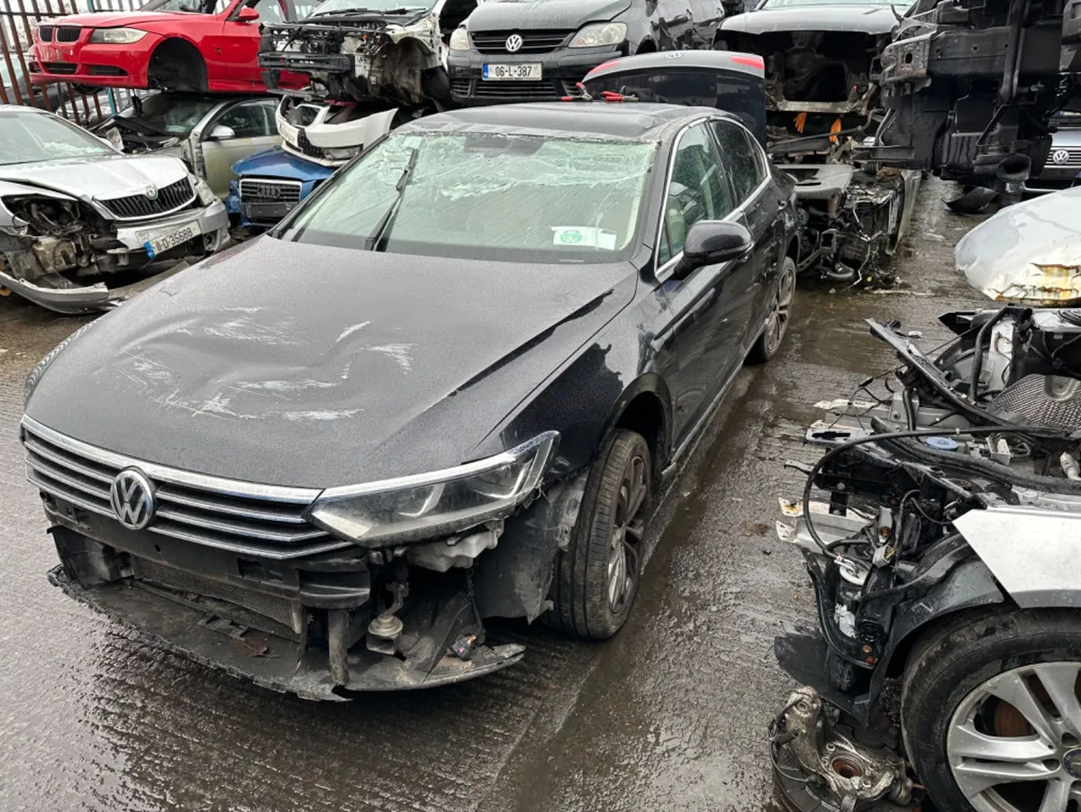 2016 VW PASSAT BREAKING - Image 2