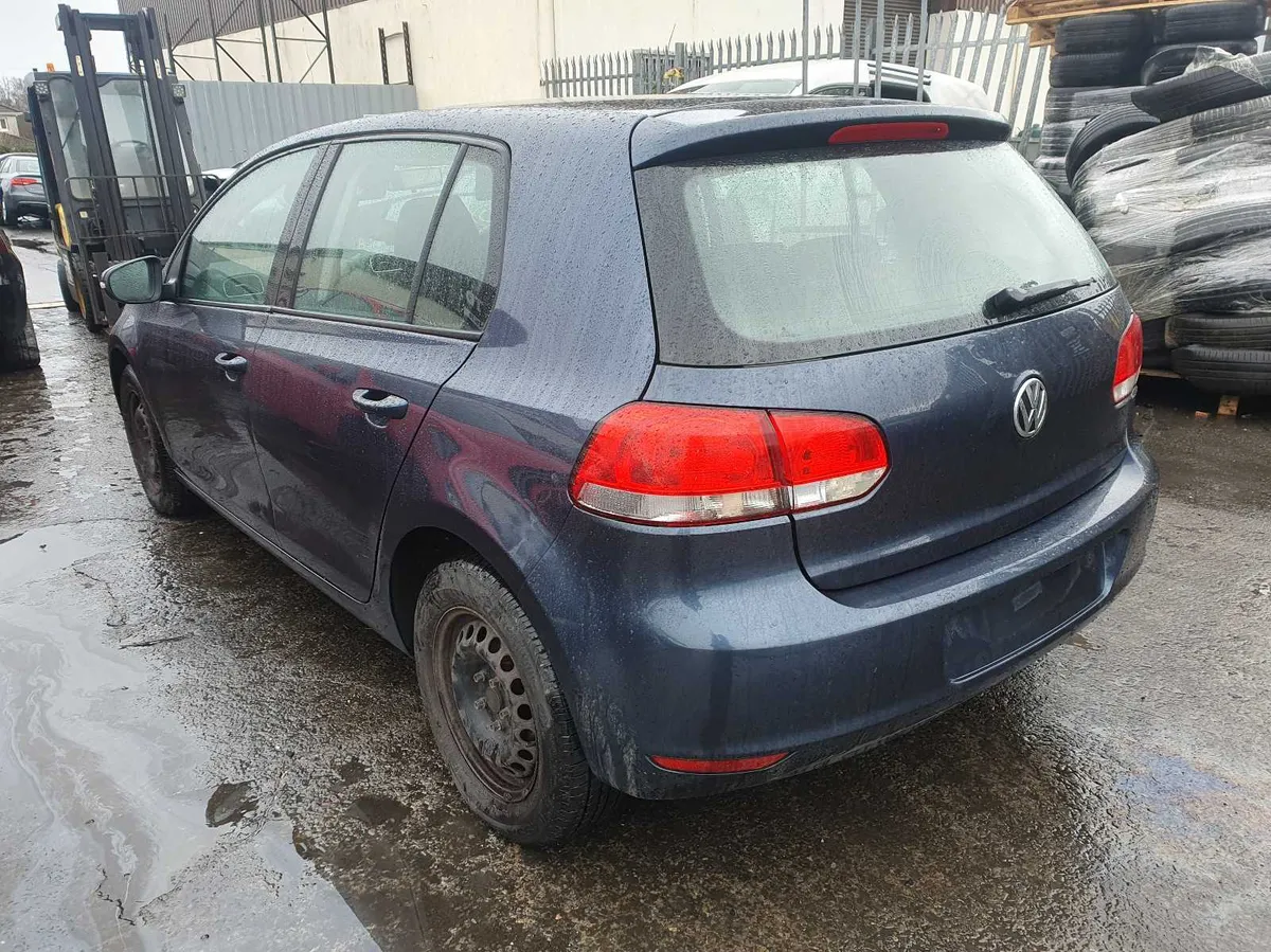10 VOLKSWAGEN GOLF  1.2 TSI FOR BREAKING - Image 3