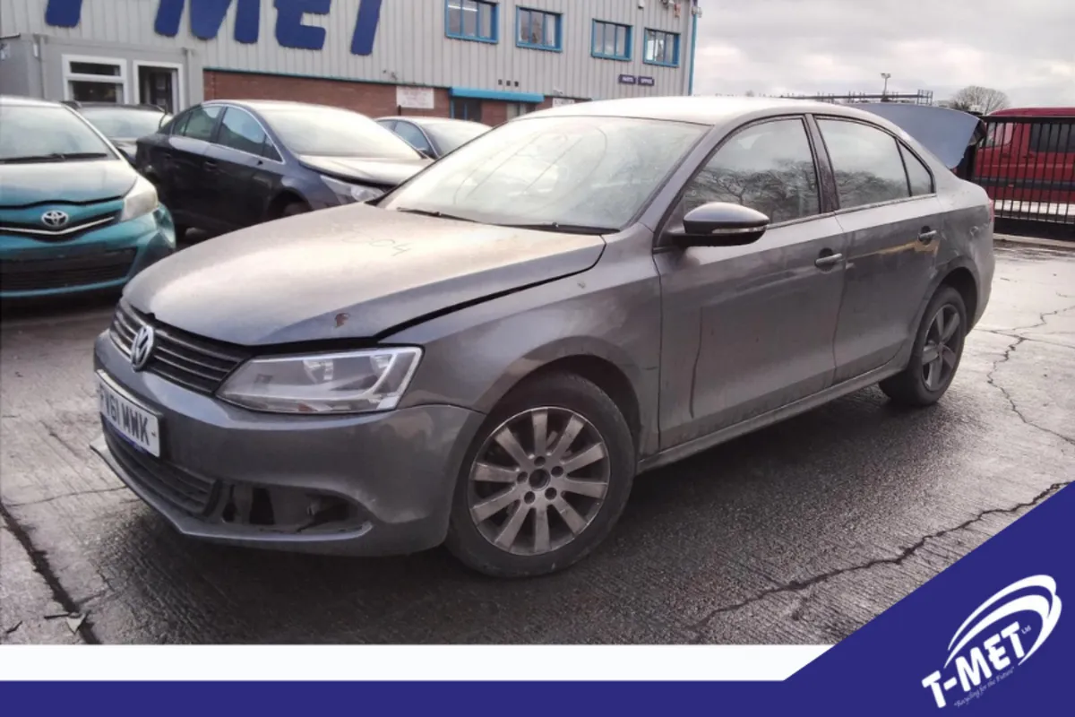 Volkswagen Jetta, 2011 BREAKING FOR PARTS - Image 1