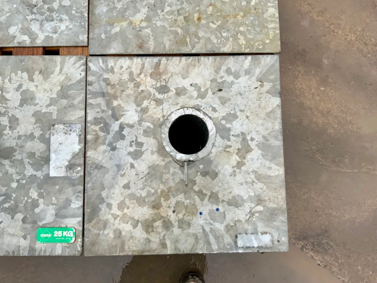 GALVANISED WEIGHTED POST BASE PLATES. - Image 3