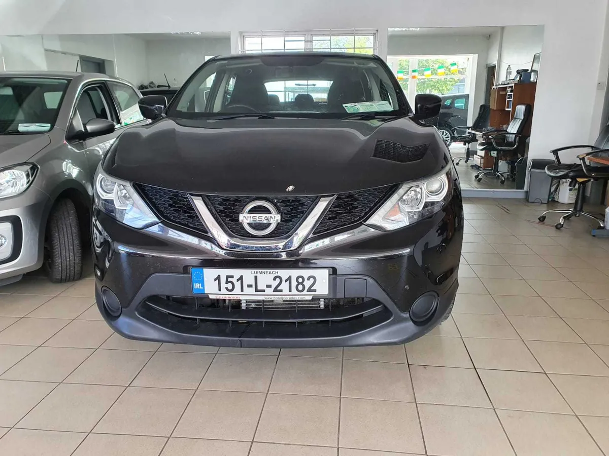 Nissan Qashqai Auto Diesel 1.6 XE CVT, 2015 - Image 1