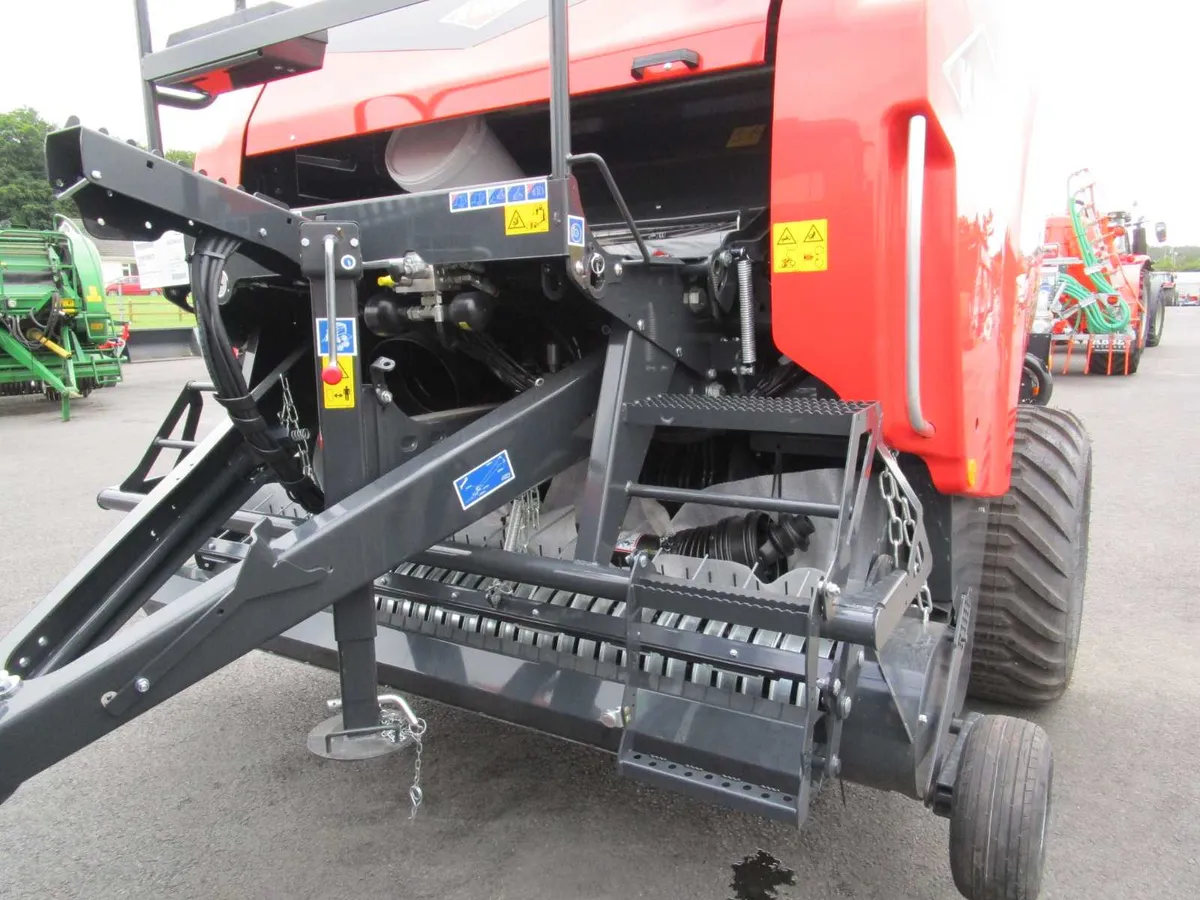 New Kuhn FB 3130 Round Baler - Image 3