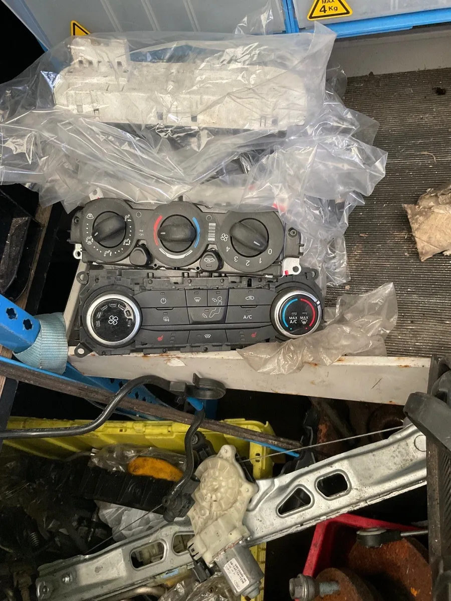 TRANSIT MK8 PARTS - Image 2