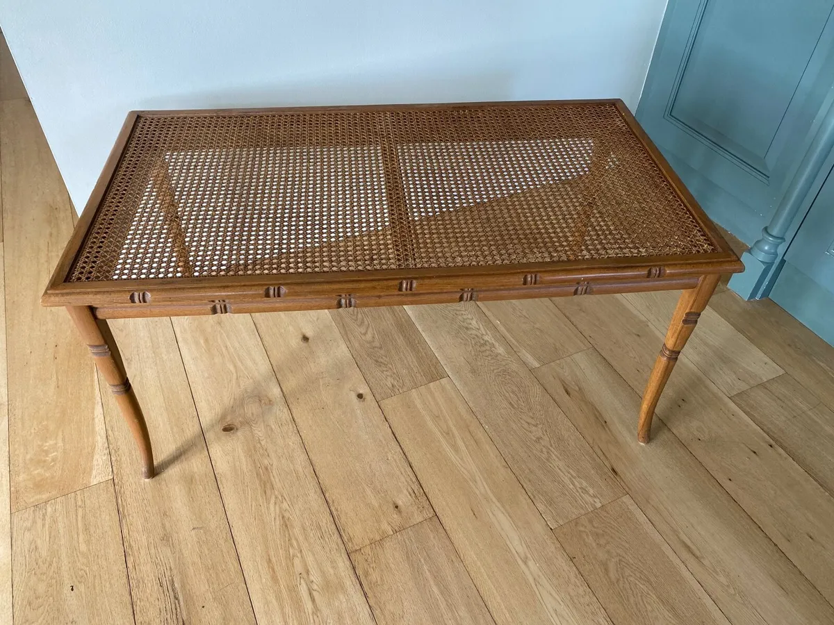 Rattan coffee store table vintage