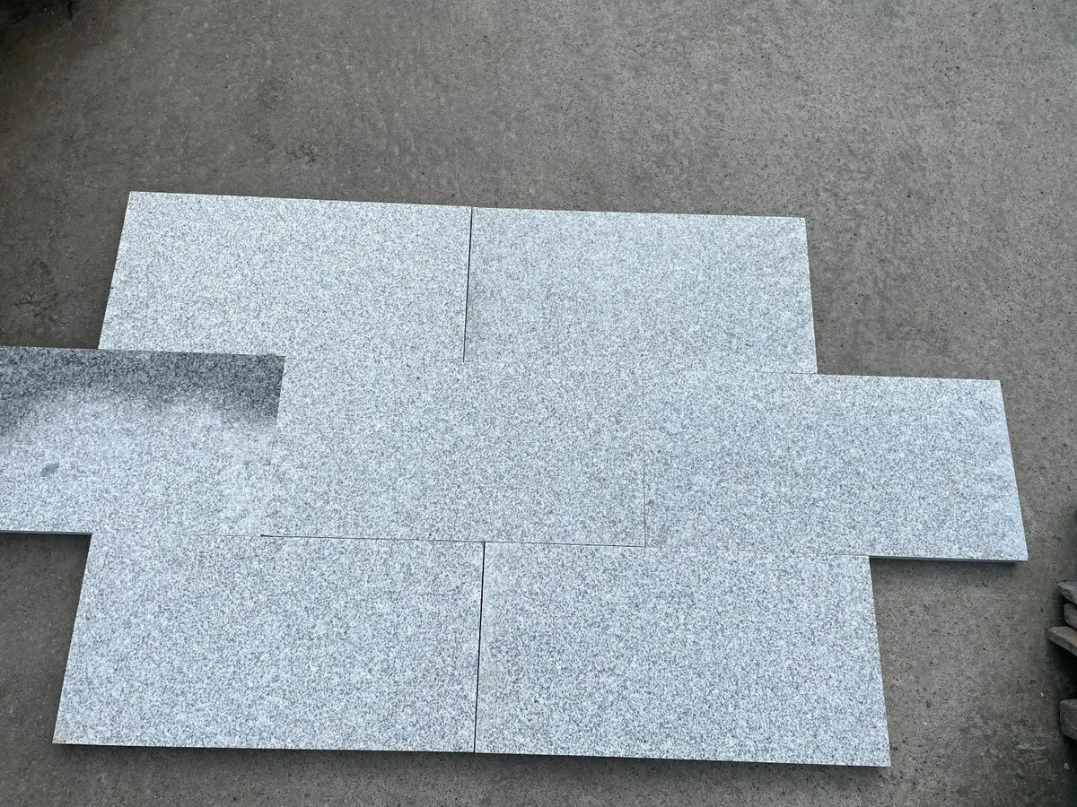 Silver granite paving 30mm thick - Image 2