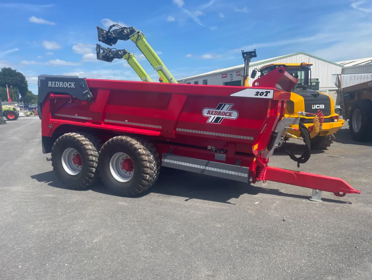 Redrock 20T / 16T Half Pipe Dump Trailer - Image 2