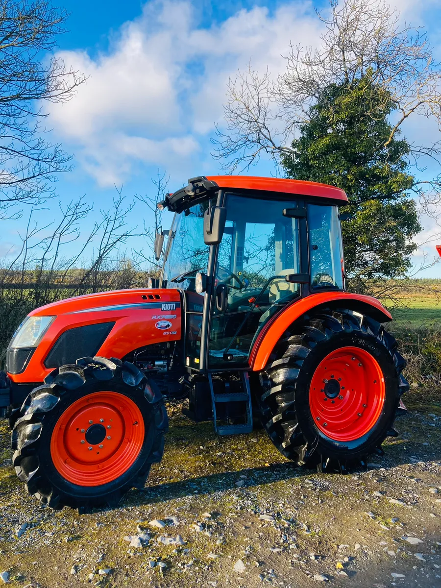Kioti RX7620 tractor