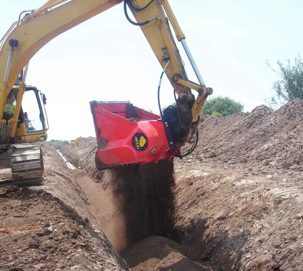 8 & 14 Excavator & Allu Screeing Bucket Self Drive