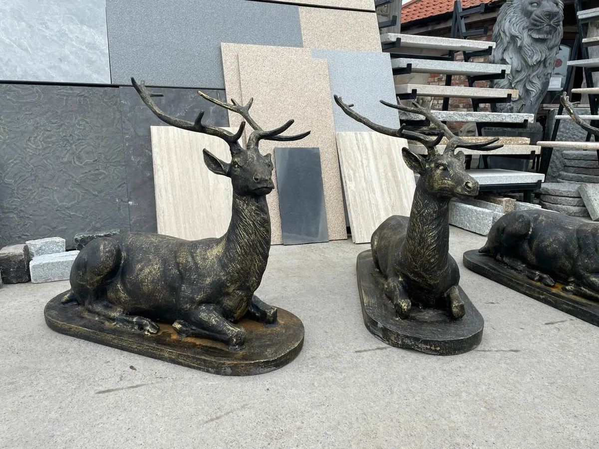 Cast iron garden stag - Image 3