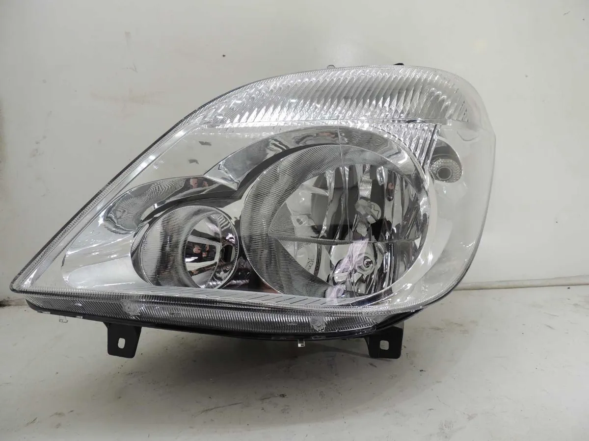 Mercedes Sprinter Headlight '06-'22 - Image 3