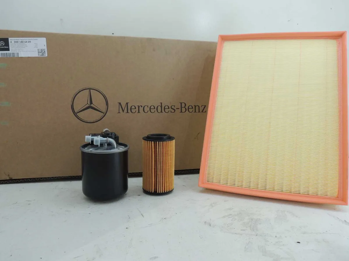 Mercedes Sprinter Engine Parts - Image 1