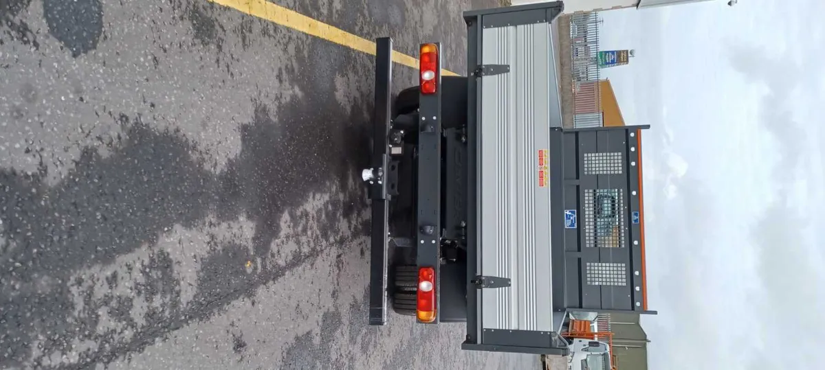 Mitsubishi Canter Fuso 3.5ton tipper in stock now - Image 4