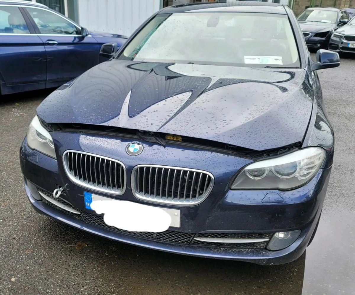 2011 BMW 520D F10 Breaking - Image 1