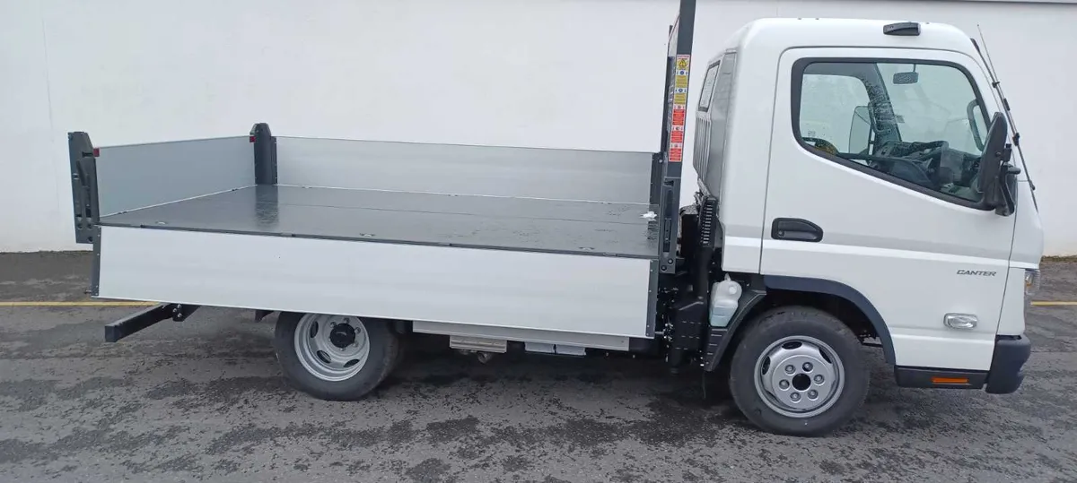 Mitsubishi Canter/fuso 3.5ton tipper in Stock Now - Image 3