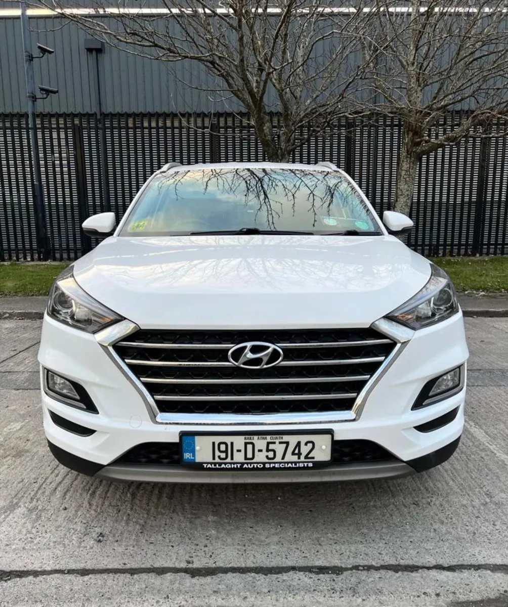 2019 Hyundai Tucson SAT NAV / LEATHER - Image 2