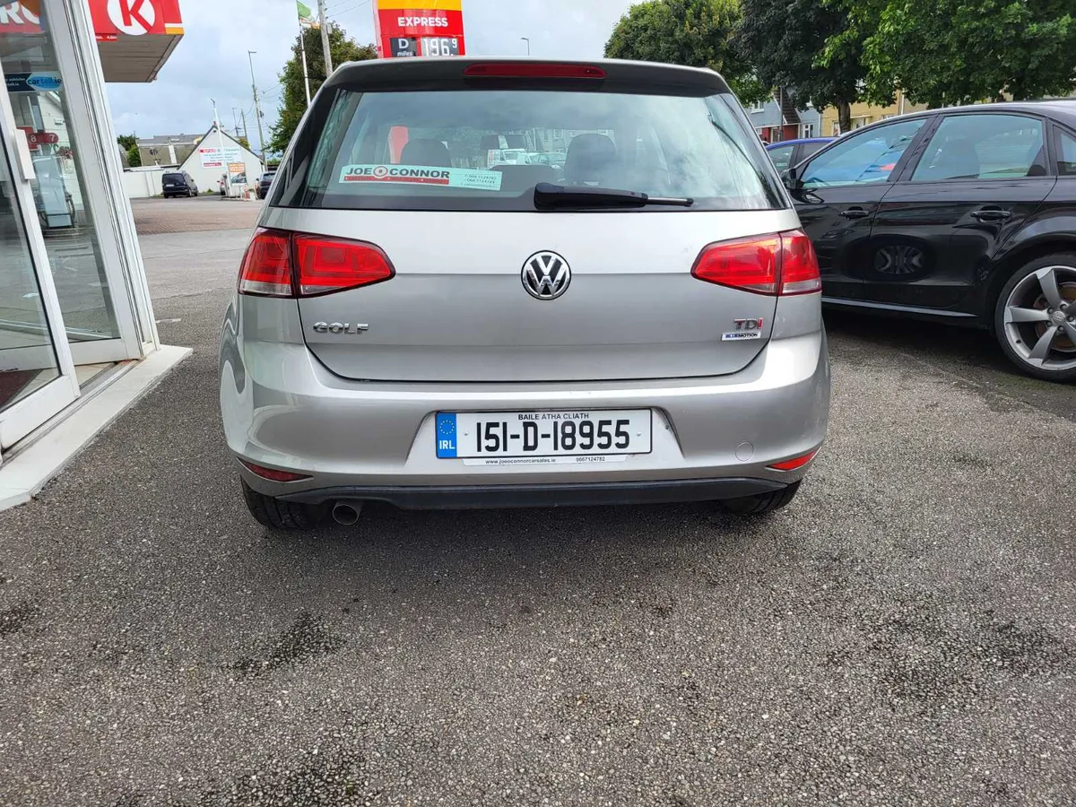 Volkswagen Golf 1.6 TDI 110 BHP, 2015 - Image 4