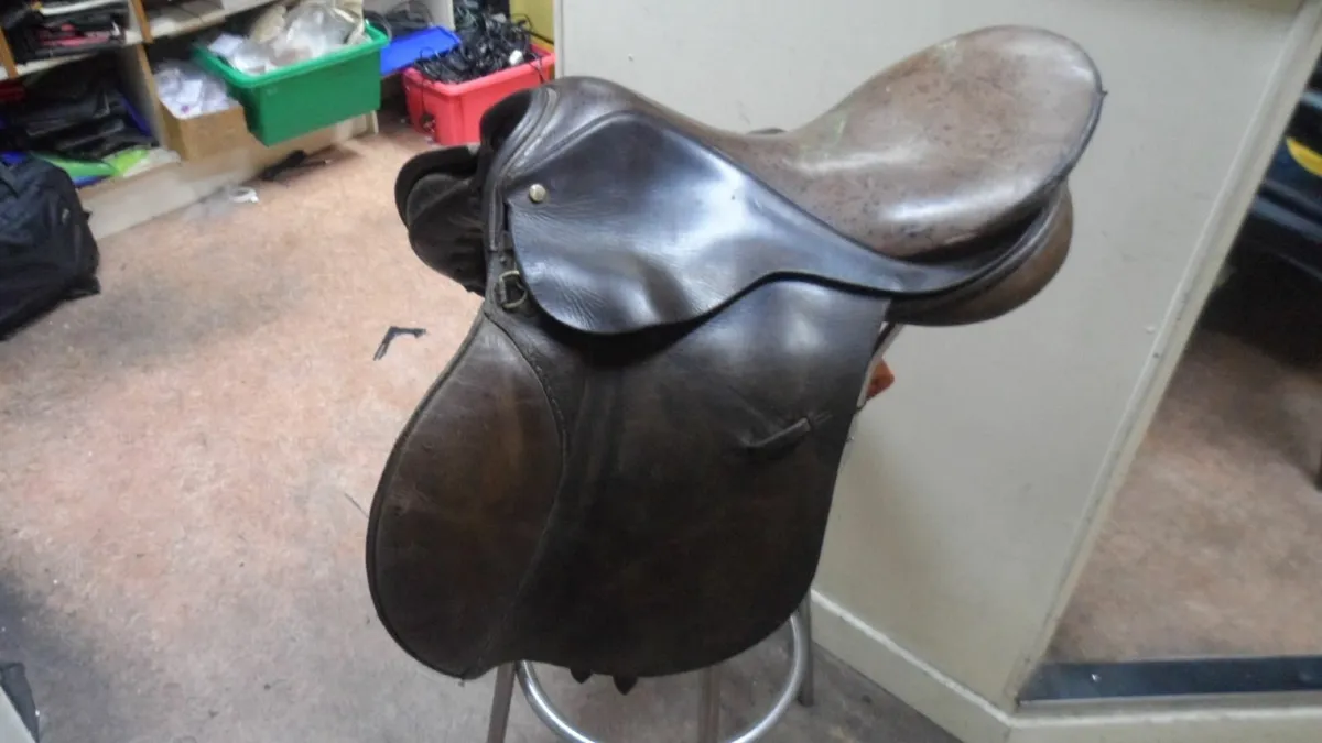 Lovatt & Ricketts Horse Saddle - Image 2