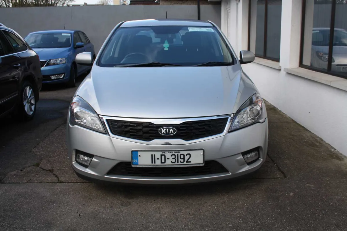 2011 Kia Ceed 1.6CRDi 5-drHatch Diesel - Image 4