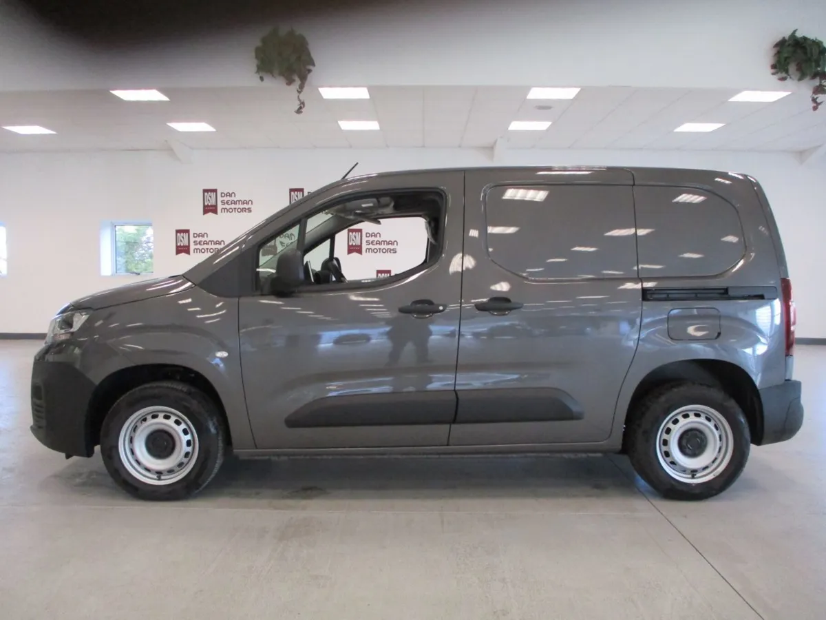 Fiat Doblo-NEW 241 OFFERS-4.9% FINANCE