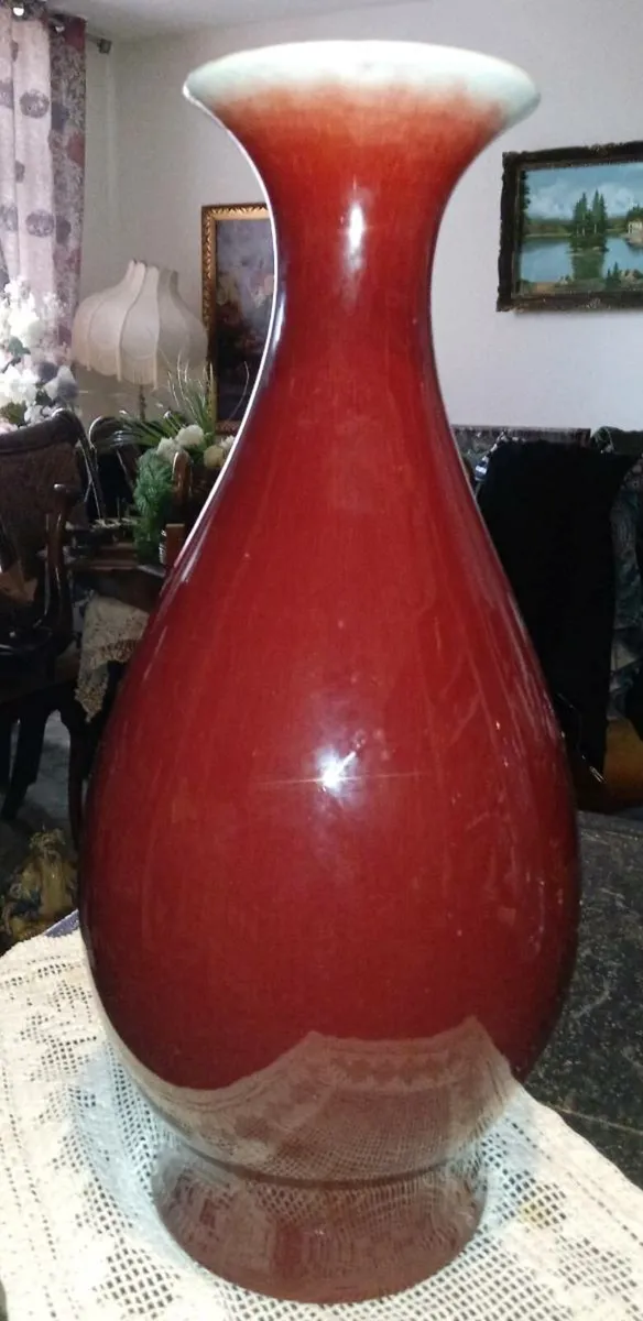 Large Oxblood glazed Chinese vase - Image 2