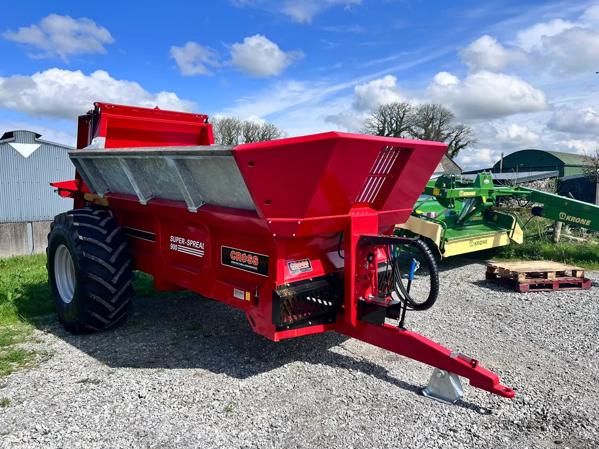 Cross Super Spread Muck Spreader