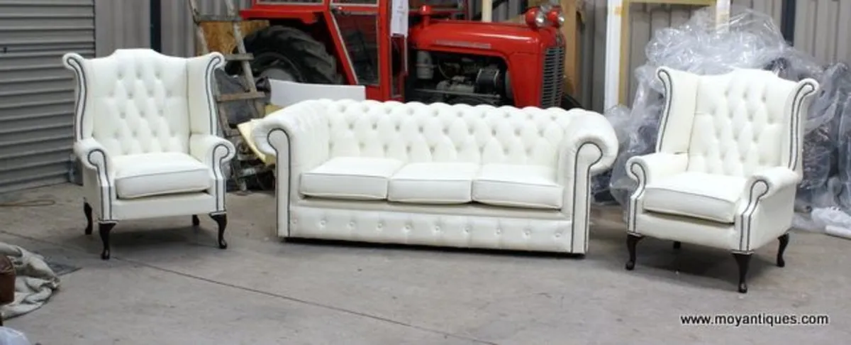 Chesterfield Sofa MASSIVE WEBSITE - Image 3