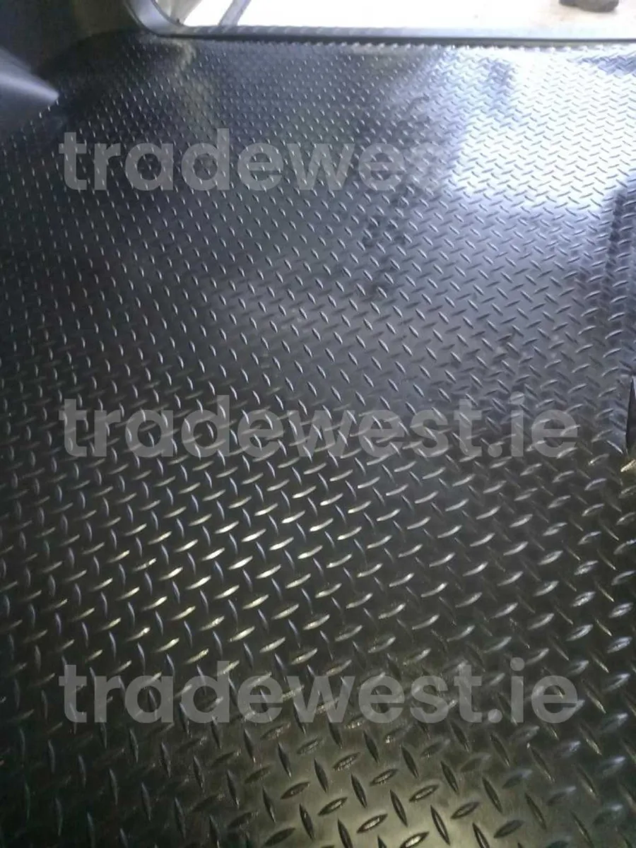 Toyota Landcruiser SWB and LWB Rear Mat - Image 4