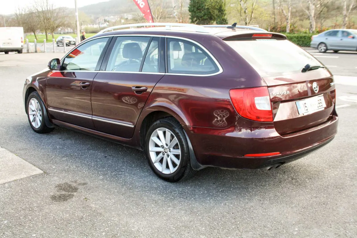 2015 Skoda Superb  Ambition 1.6TDi Estate - Image 2