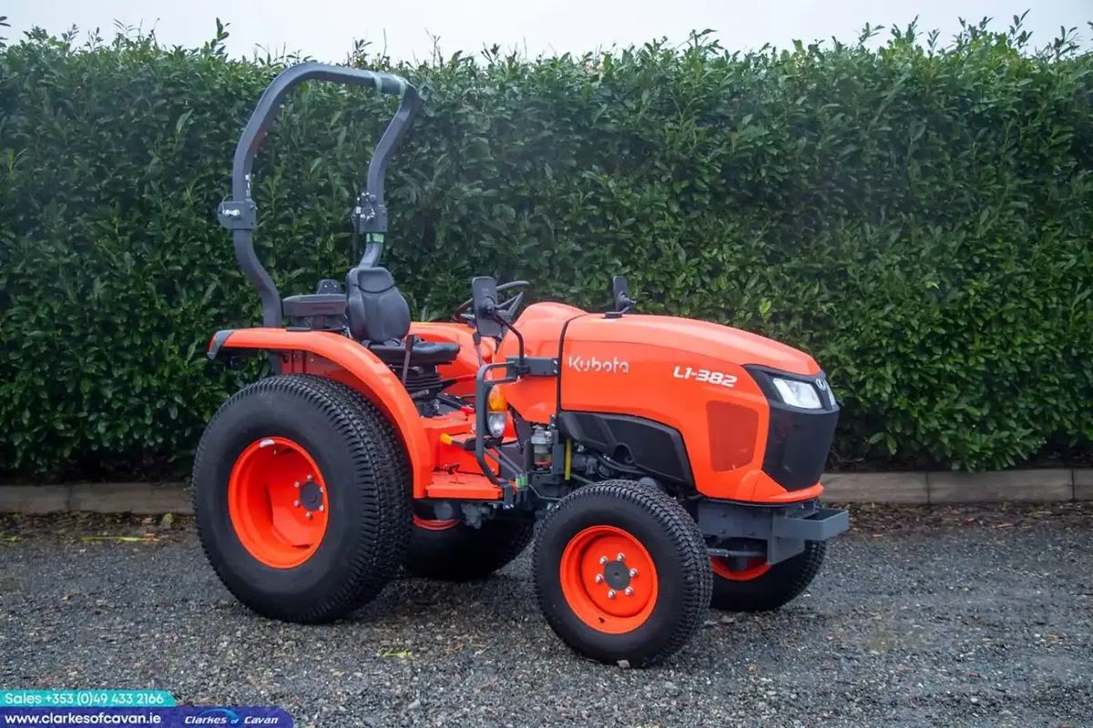 New Kubota L1-382 ROPS